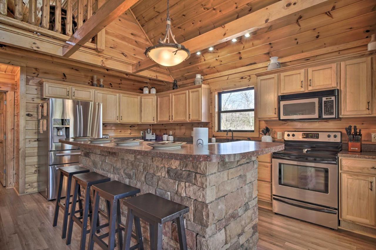 Hatcher Mtn Retreat Sevierville Cabin With Hot Tub! Exterior photo