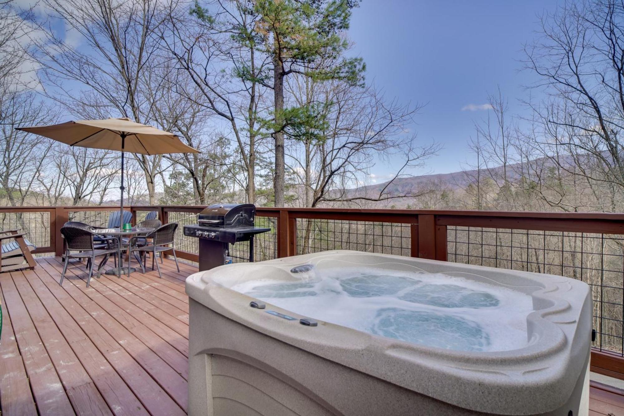 Hatcher Mtn Retreat Sevierville Cabin With Hot Tub! Exterior photo
