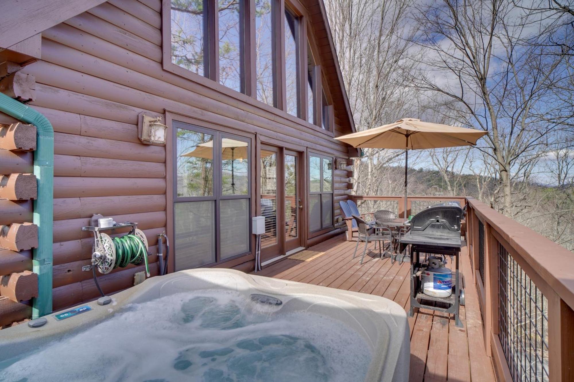 Hatcher Mtn Retreat Sevierville Cabin With Hot Tub! Exterior photo